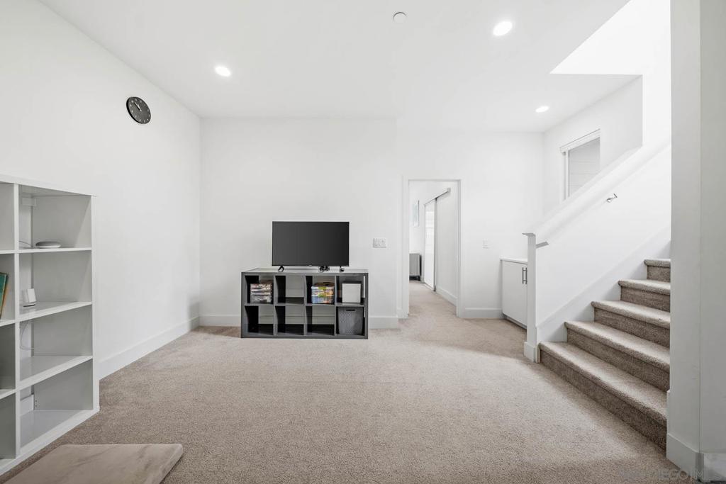 2335 Aperture Circle Property Photo 23