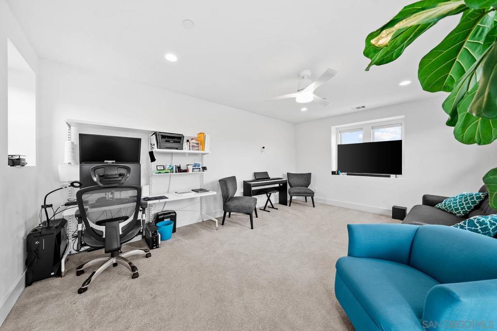 2335 Aperture Circle Property Photo 34