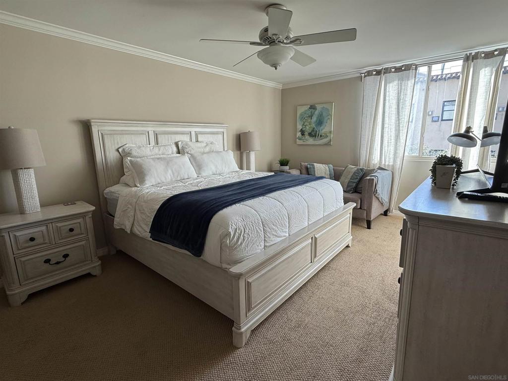 909 Coast 6 Property Photo 7
