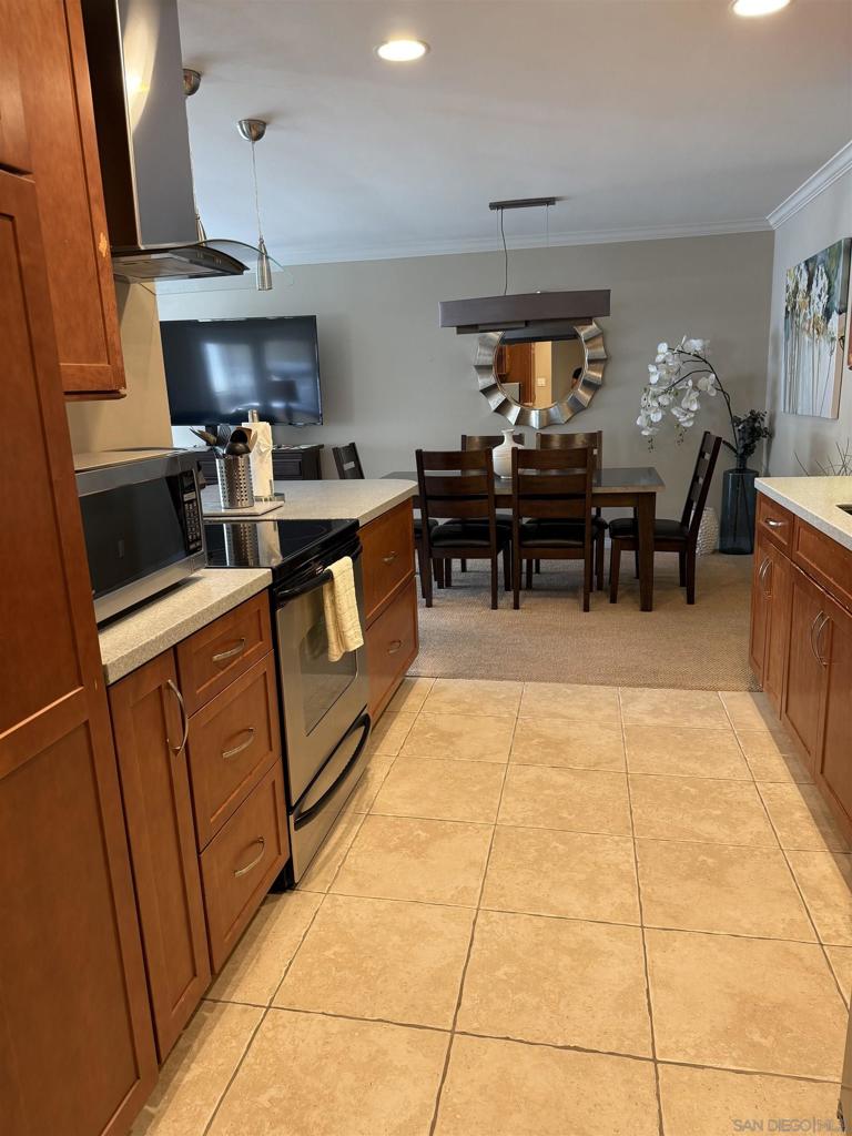 909 Coast 6 Property Photo 16