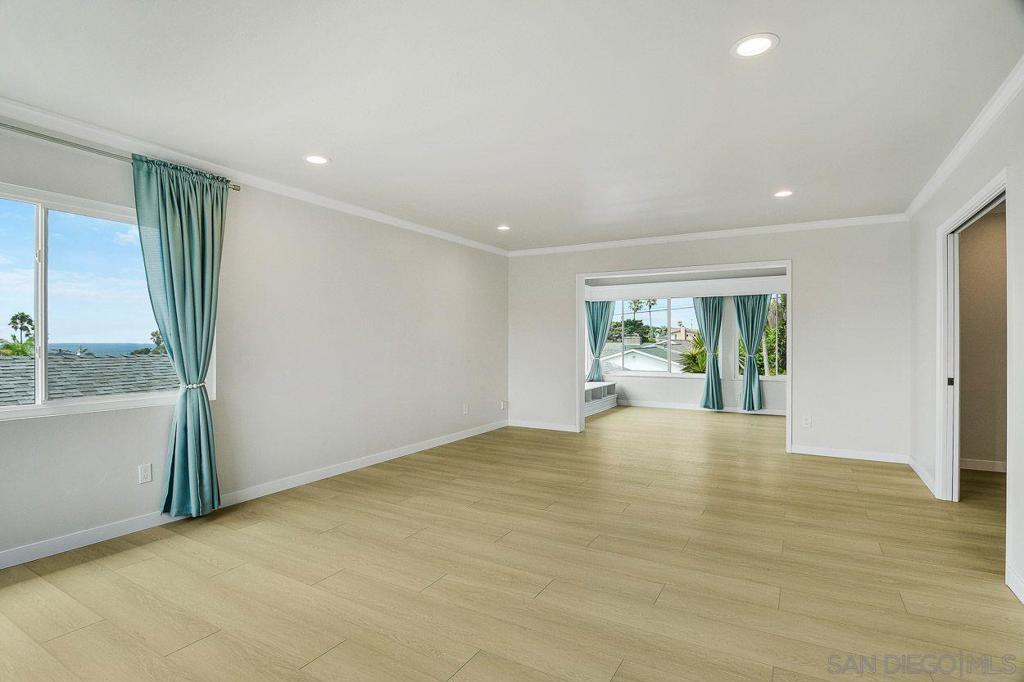4462 Algeciras Property Photo 13