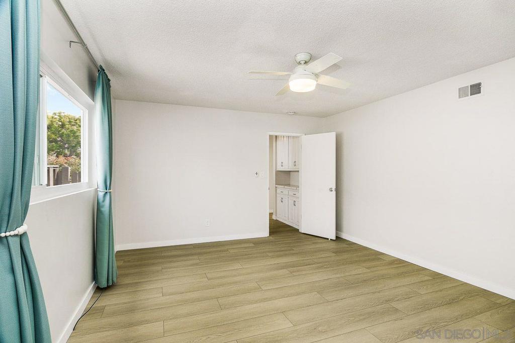 4462 Algeciras Property Photo 20