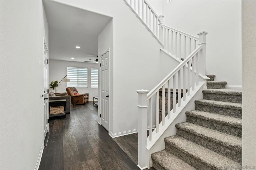 32005 Radiant Dr Property Photo 5