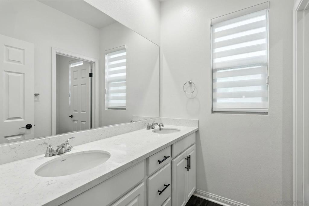 32005 Radiant Dr Property Photo 22