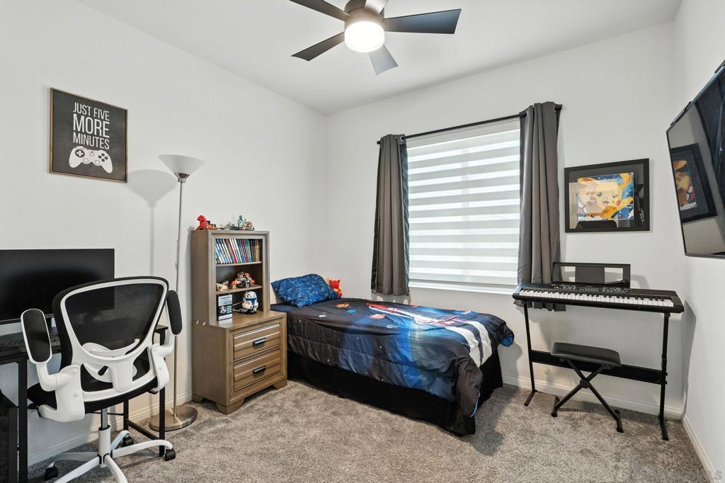 32005 Radiant Dr Property Photo 23