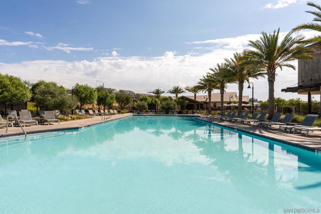 32005 Radiant Dr Property Photo 42