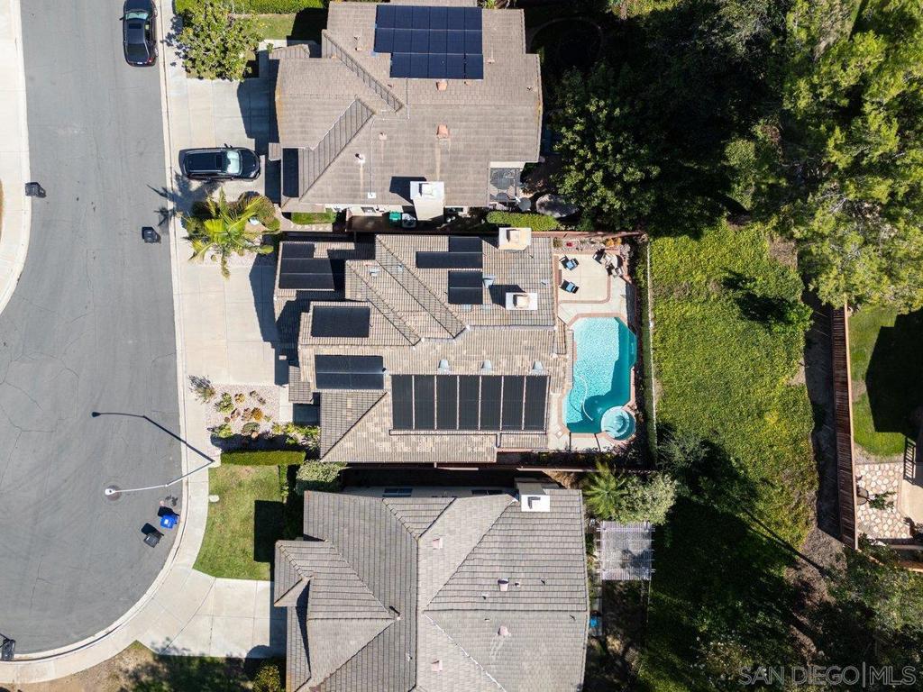 12224 Mulholland Ct Property Photo 2