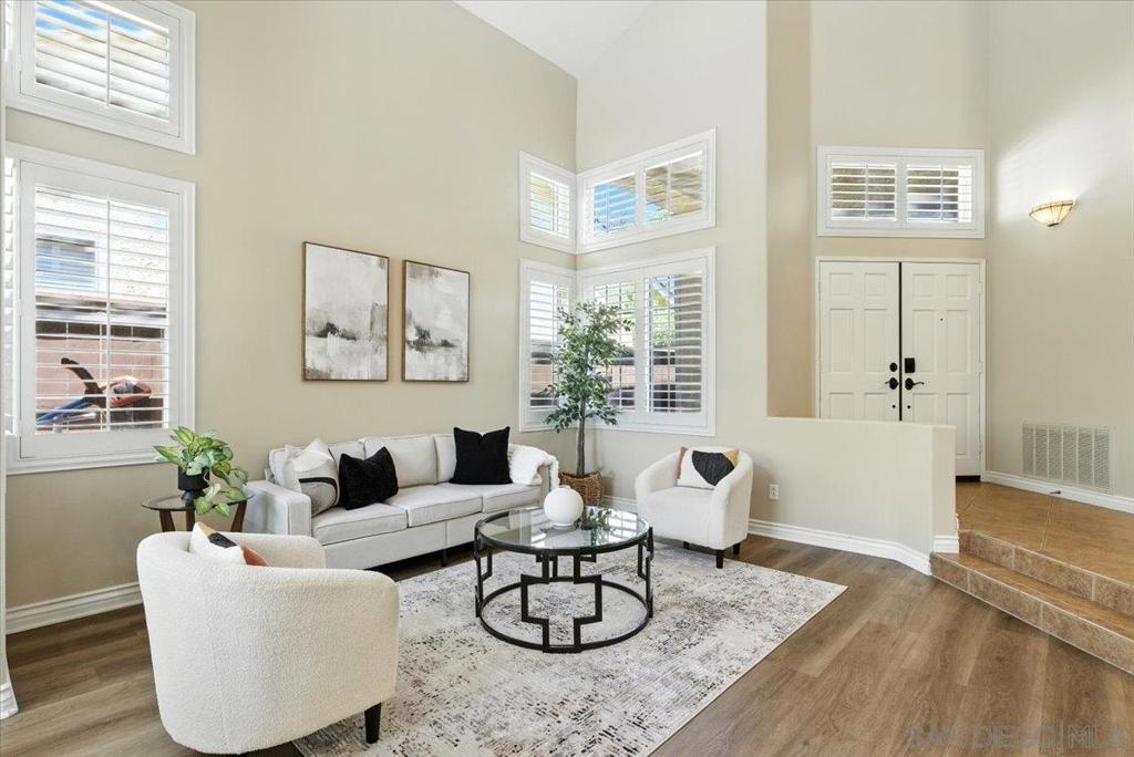 12224 Mulholland Ct Property Photo 7