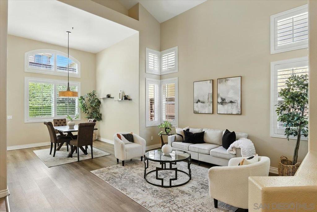 12224 Mulholland Ct Property Photo 11