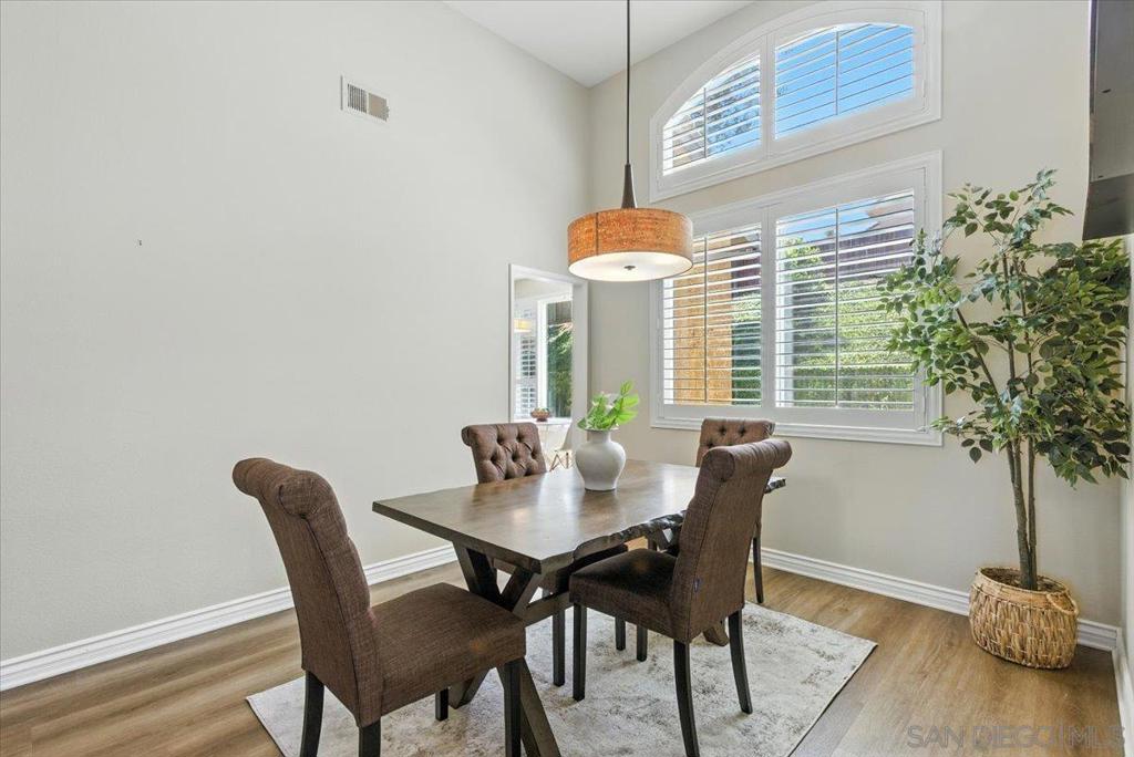 12224 Mulholland Ct Property Photo 13