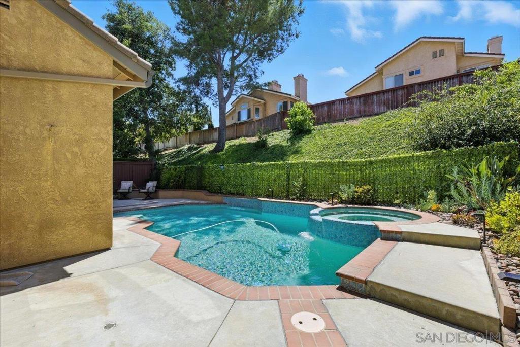 12224 Mulholland Ct Property Photo 54