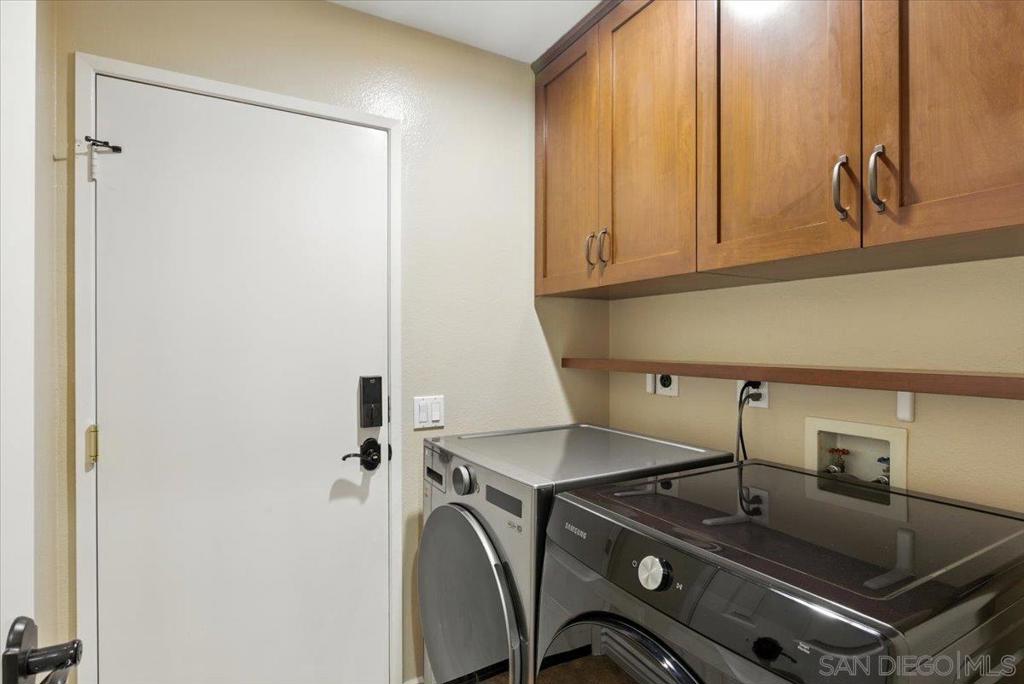 12224 Mulholland Ct Property Photo 61