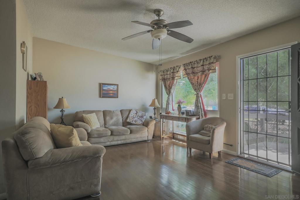 682 Valley Village Dr Property Photo 6