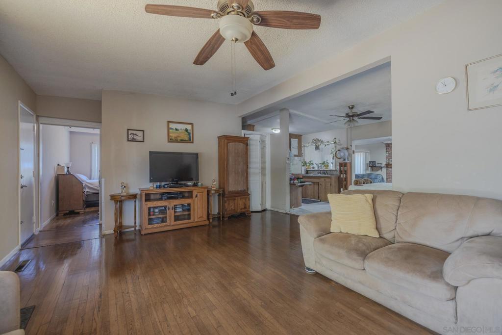 682 Valley Village Dr Property Photo 12