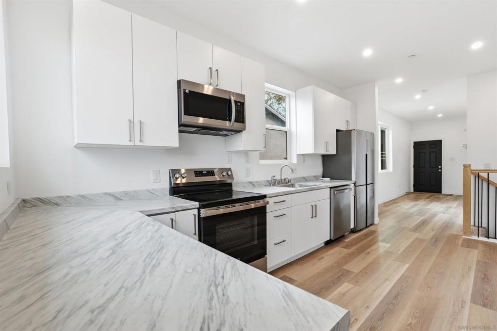 490 Lado De Loma Dr #1-4 Property Photo 16