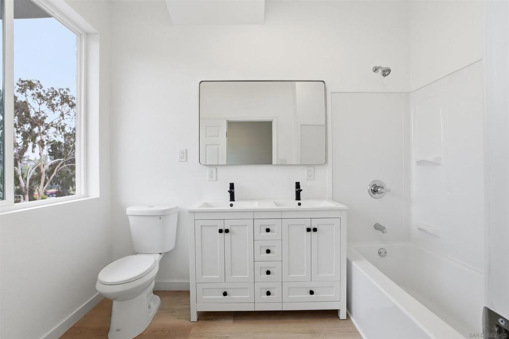 490 Lado De Loma Dr #1-4 Property Photo 26