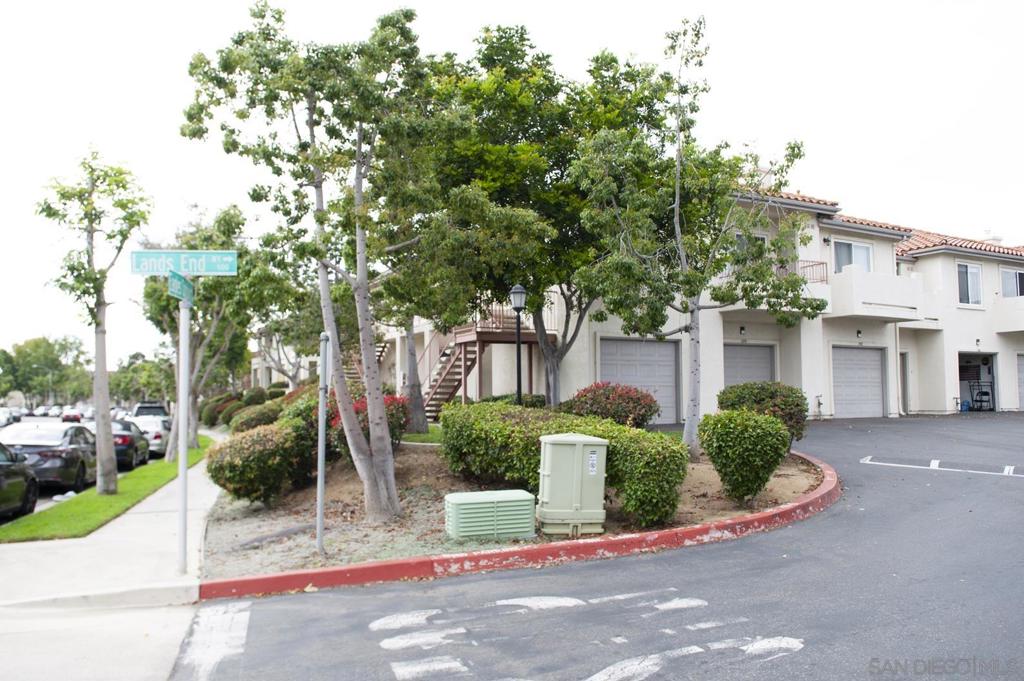 585 Lands End Way 232 Property Photo 2