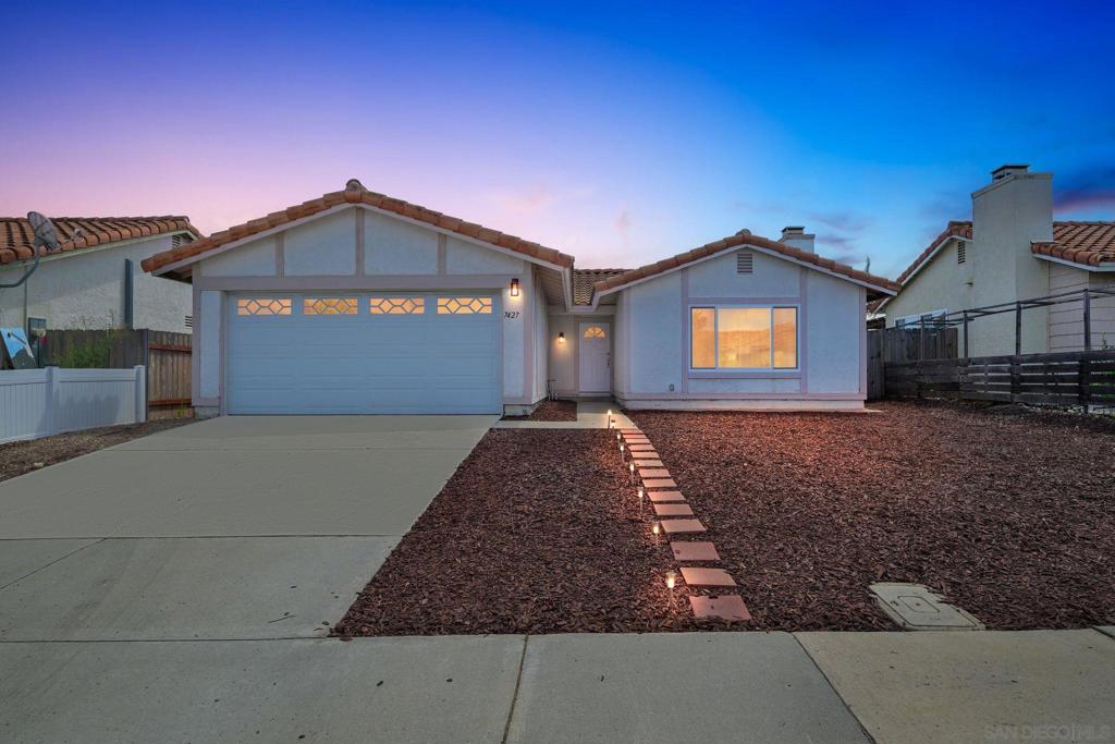 7427 Kamwood St Property Photo 1