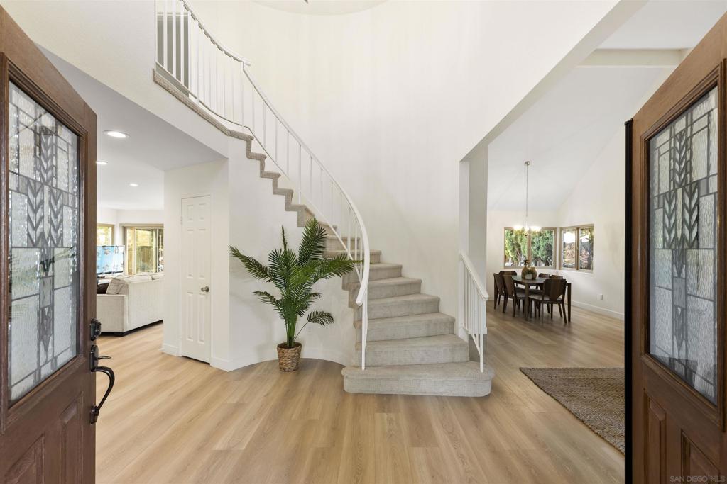 9720 Graceland Way Property Photo 2