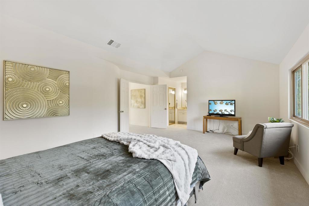 9720 Graceland Way Property Photo 19