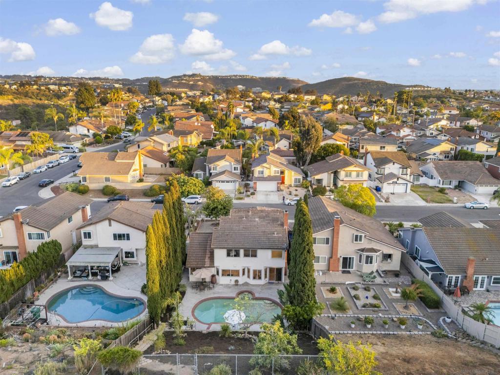 9720 Graceland Way Property Photo 33