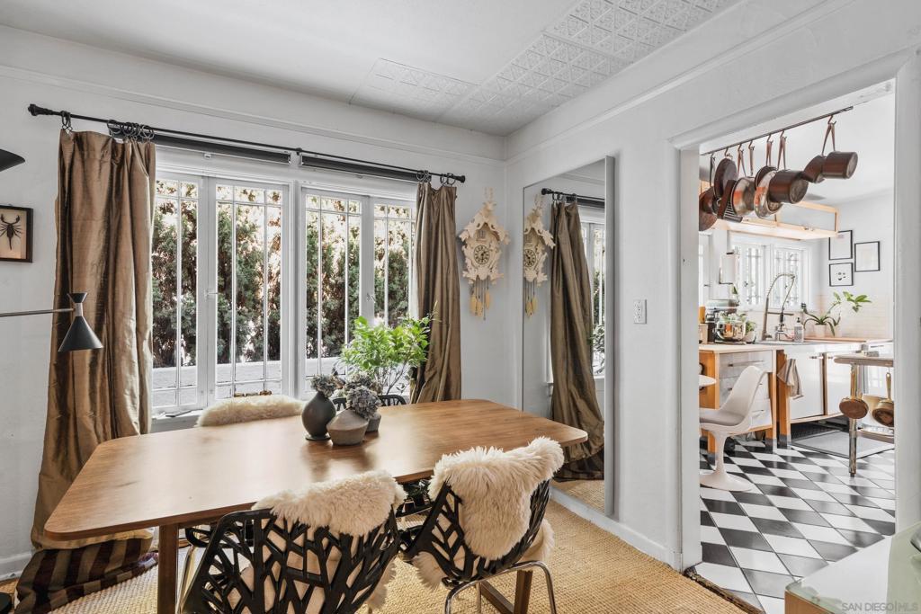 4109 4111 Ibis Street Property Photo 24