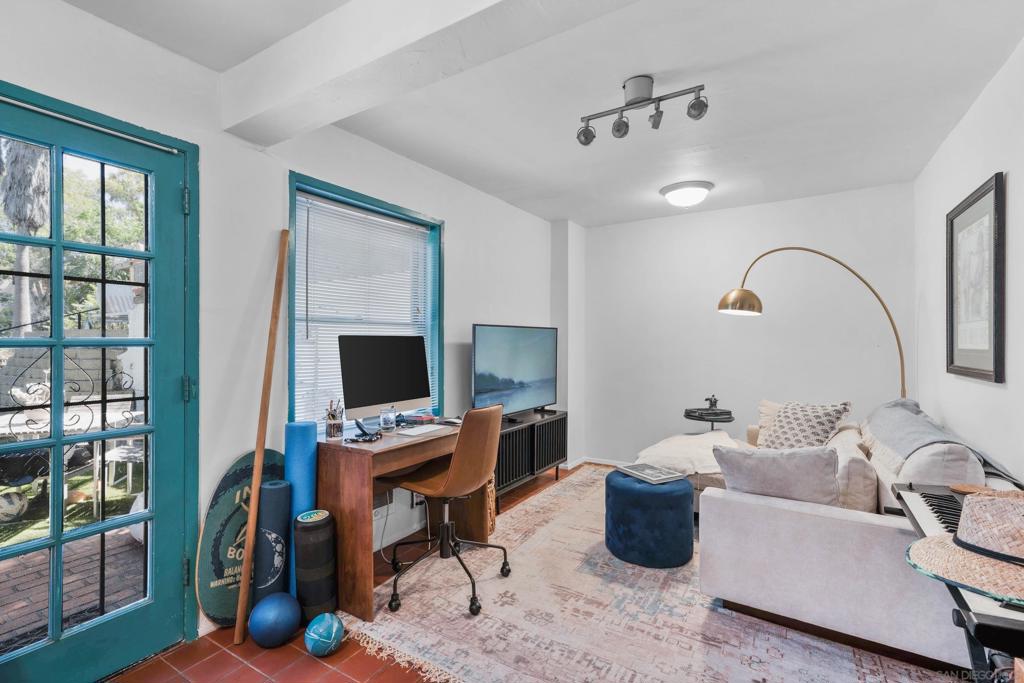 4109 4111 Ibis Street Property Photo 40