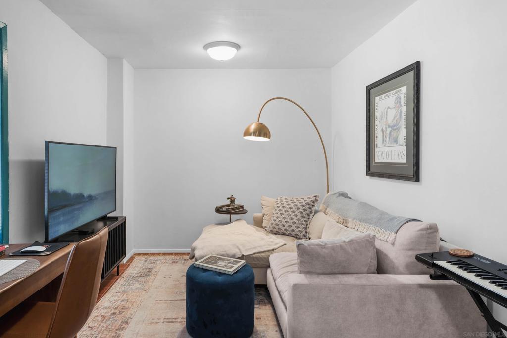 4109 4111 Ibis Street Property Photo 41