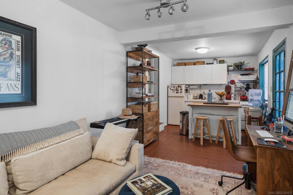 4109 4111 Ibis Street Property Photo 42