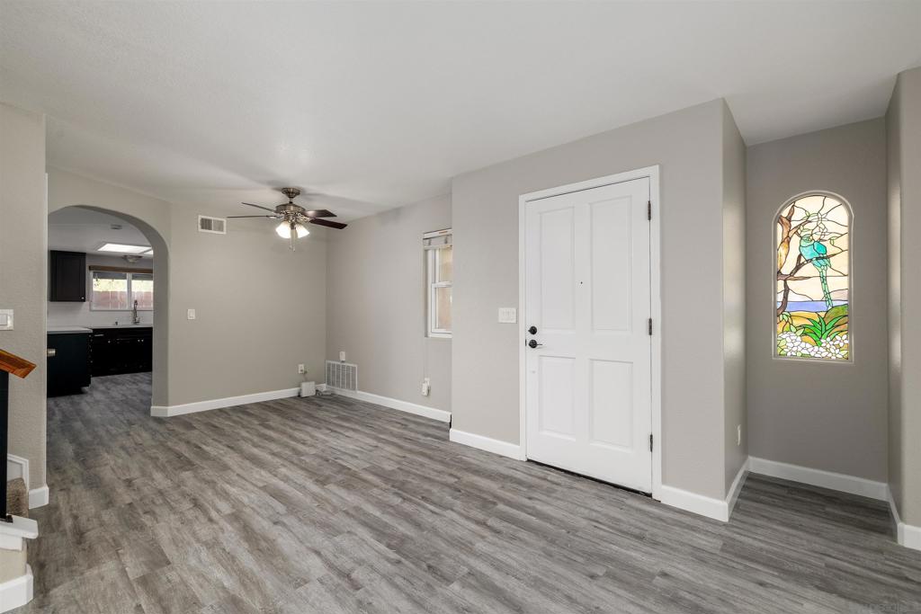 7083 Berry Park Ln Property Photo 9