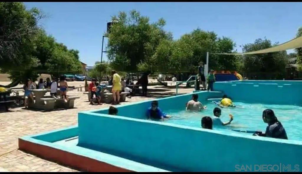 Alamo Paseo De Los Encinos Property Photo 3