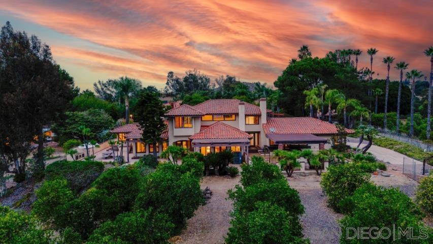 3253 Yucca Terrace Property Photo 1