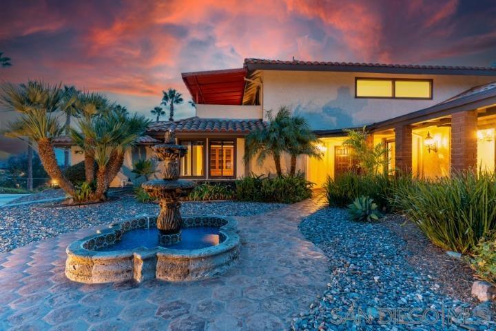 3253 Yucca Terrace Property Photo 4