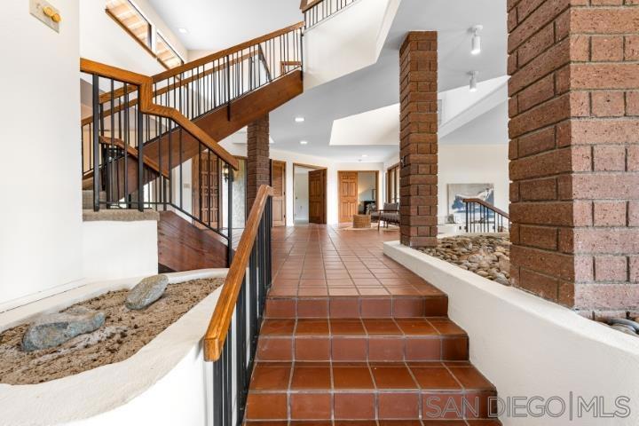 3253 Yucca Terrace Property Photo 11