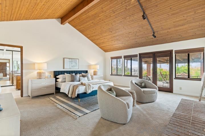 3253 Yucca Terrace Property Photo 27