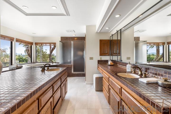 3253 Yucca Terrace Property Photo 32