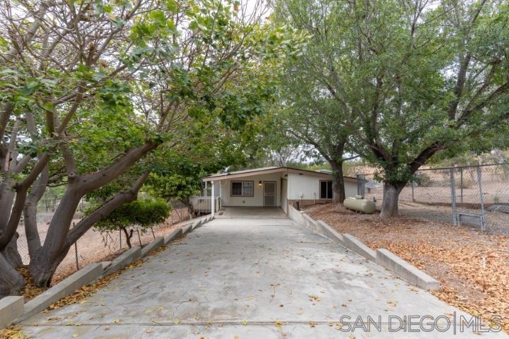 3253 Yucca Terrace Property Photo 54