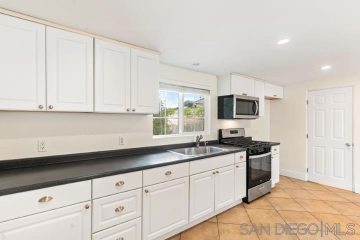 3253 Yucca Terrace Property Photo 56