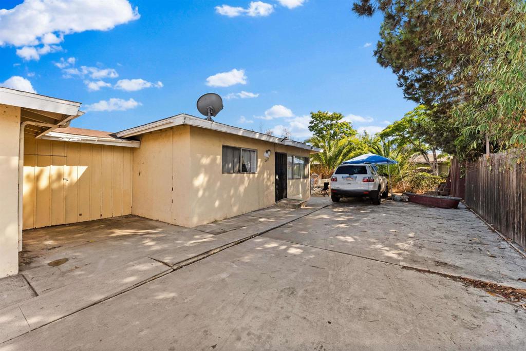 2673 Massachusetts Ave Property Photo 14