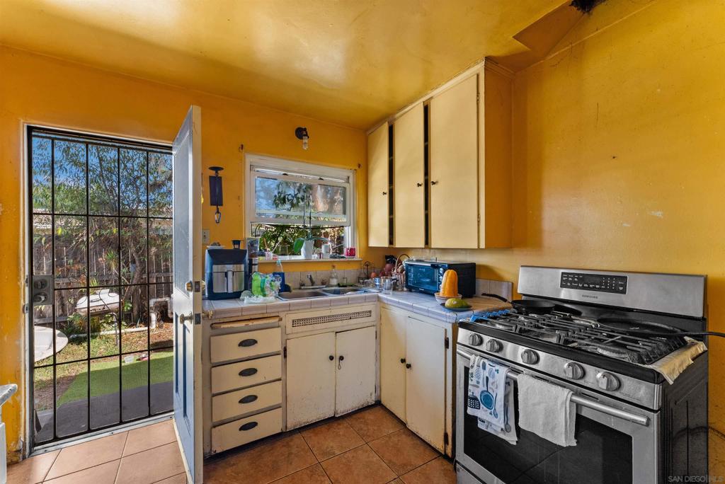 2673 Massachusetts Ave Property Photo 16