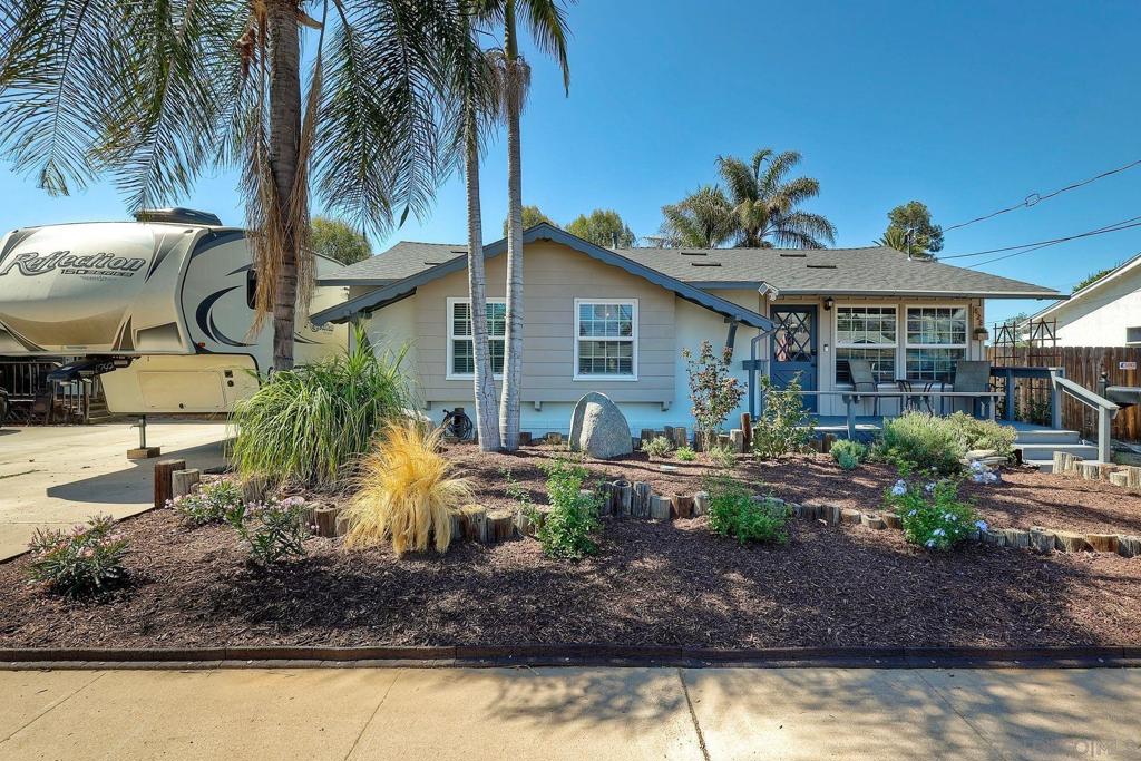 828 Waterloo Ave Property Photo 1