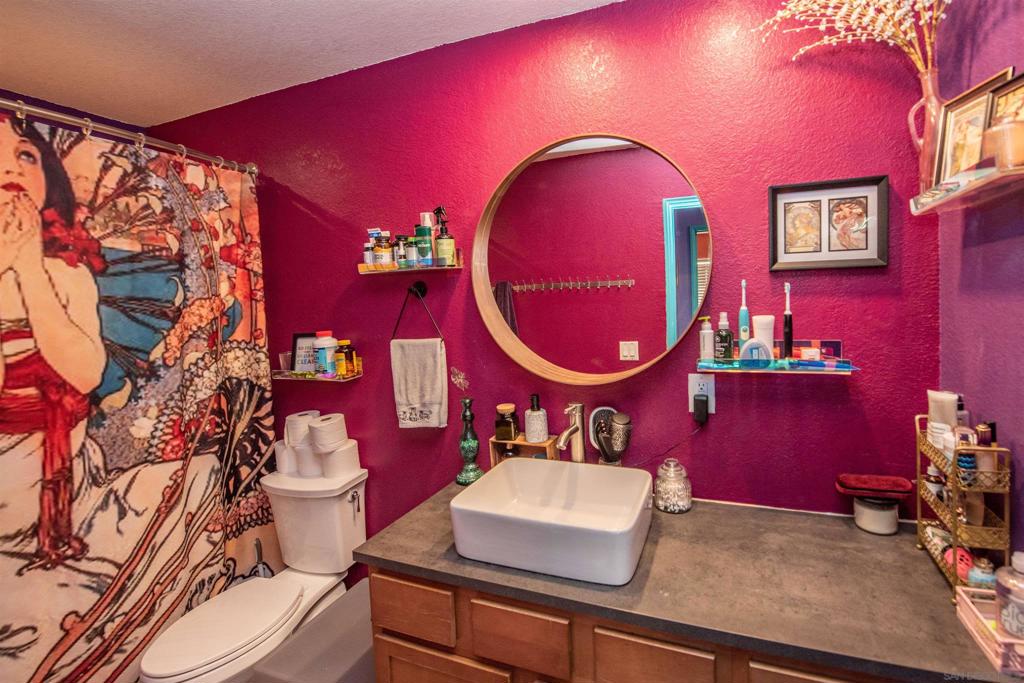 3295 Ocean View Blvd 30 Property Photo 23