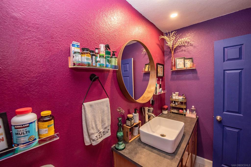 3295 Ocean View Blvd 30 Property Photo 24