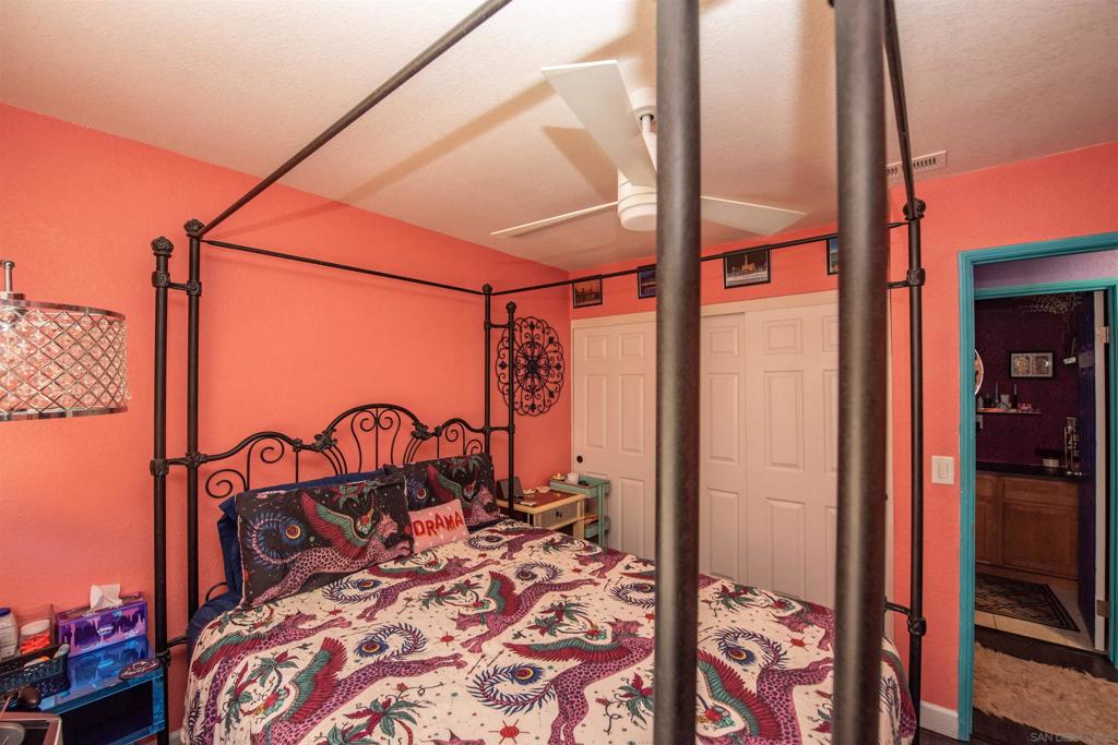 3295 Ocean View Blvd 30 Property Photo 27