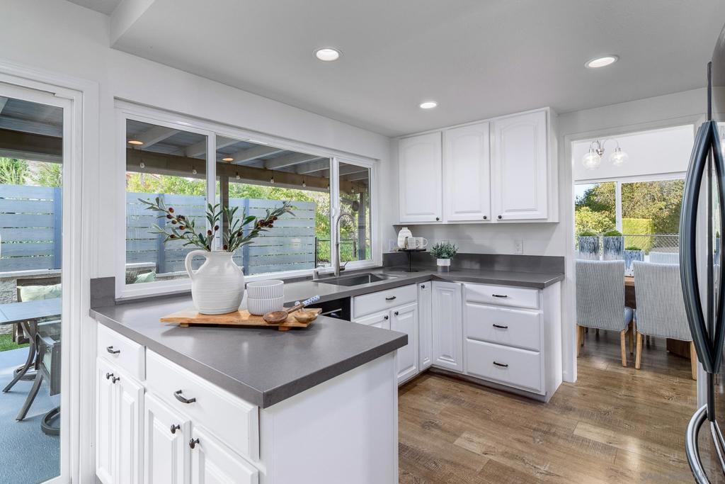 16556 Gabarda Rd Property Photo 13