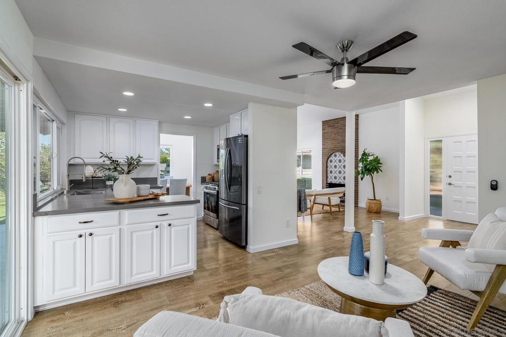 16556 Gabarda Rd Property Photo 15