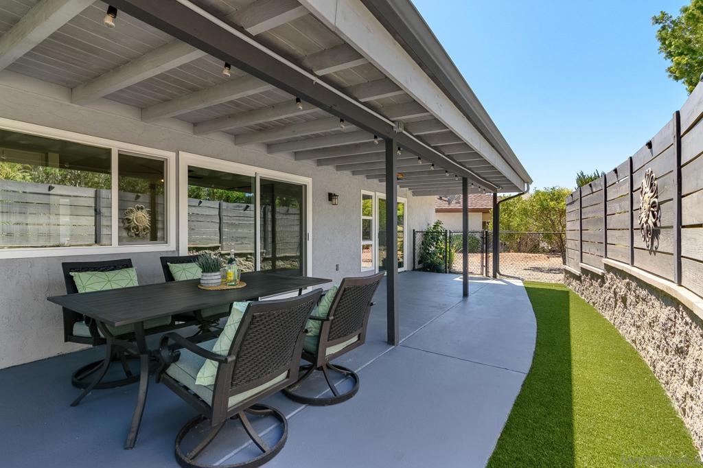 16556 Gabarda Rd Property Photo 34