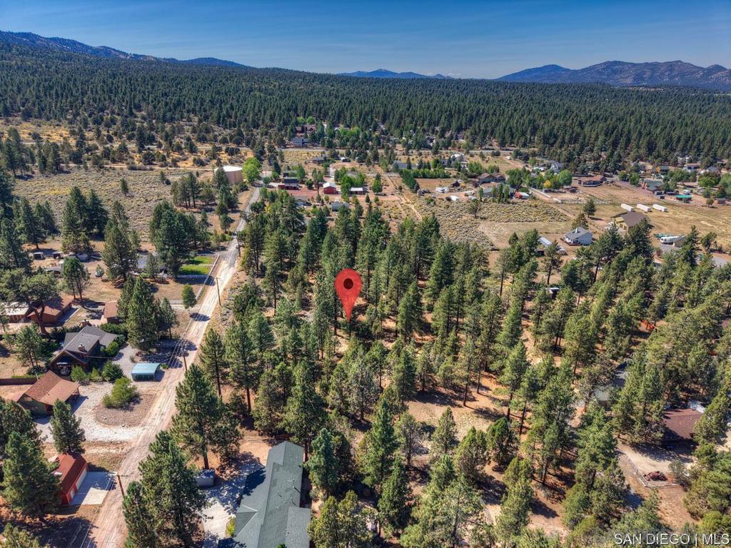 2161 Glencove Ln Property Photo 5