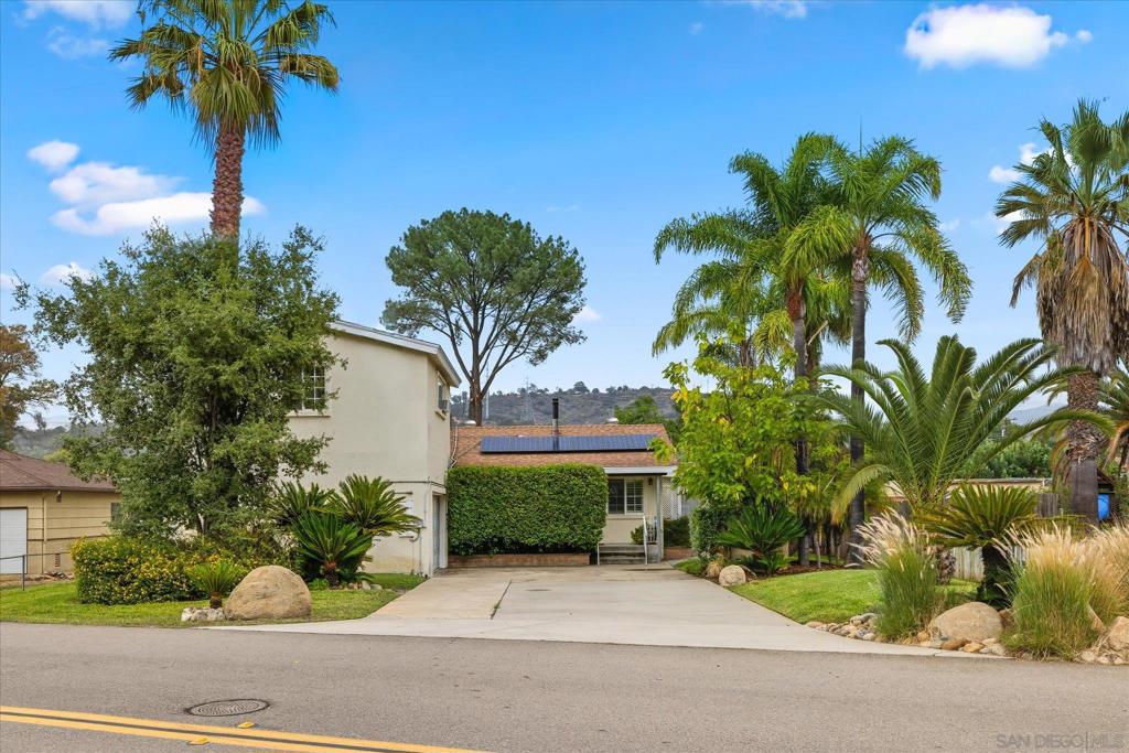 9731 Lakeview Rd Property Photo 4