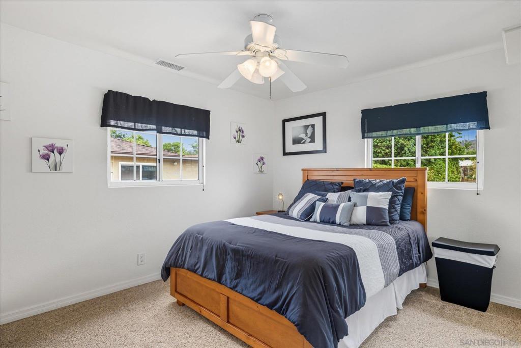 9731 Lakeview Rd Property Photo 22